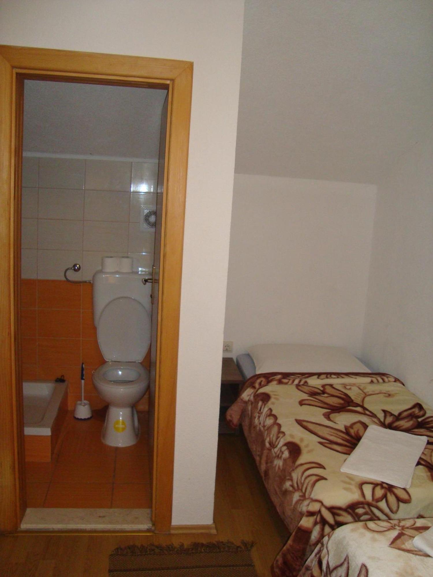 Hotel Pansion Ljubica Međugorje Zimmer foto
